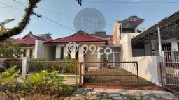 Lokasi strategis! Rumah siap pakai disewakan di Antapani LB 140m2 Lokasi strategis! Rumah siap pakai disewakan di Antapani LB 140m2