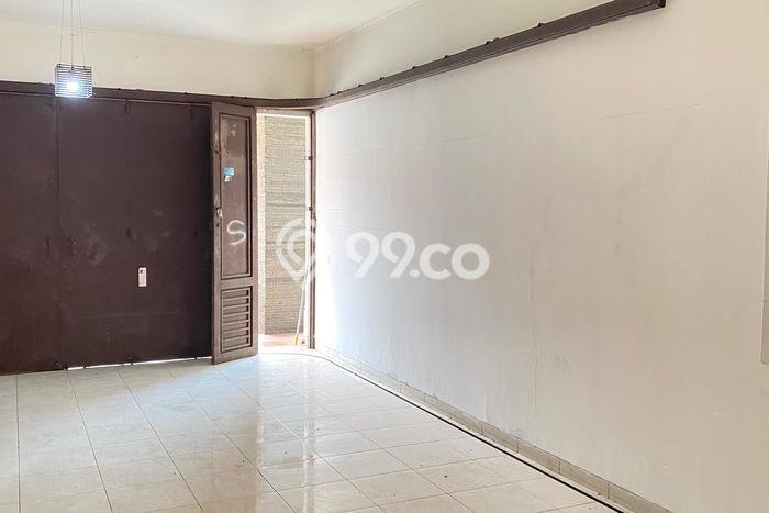 Disewakan Ruko di Antapani Bandung LT 102m2, LB 102m2 Disewakan Ruko di Antapani Bandung LT 102m2, LB 102m2