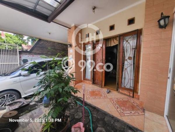 Siap Huni Rumah Mewah 6 Kamar di Regol Dekat ke Mana Saja Siap Huni Rumah Mewah 6 Kamar di Regol Dekat ke Mana Saja