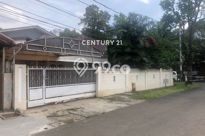 Hunian Eksklusif Dijual LT 359m2 di Kebayoran Baru, Jakarta Selatan Hunian Eksklusif Dijual LT 359m2 di Kebayoran Baru, Jakarta Selatan
