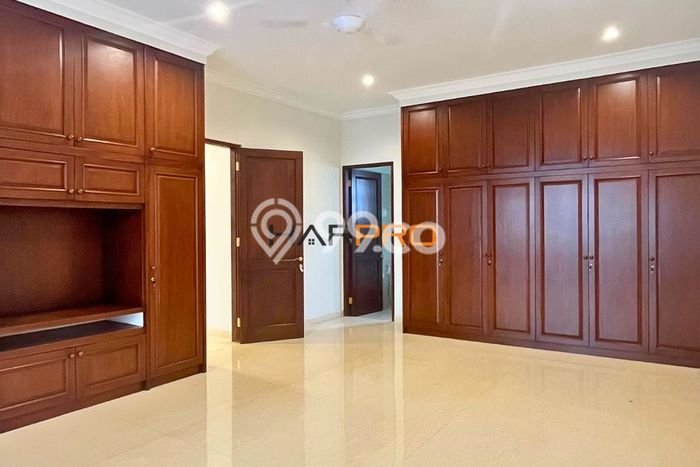 Dijual Rumah Premium dengan Fasilitas Sekitar Komplit di Cilandak, Jakarta Selatan Dijual Rumah Premium dengan Fasilitas Sekitar Komplit di Cilandak, Jakarta Selatan
