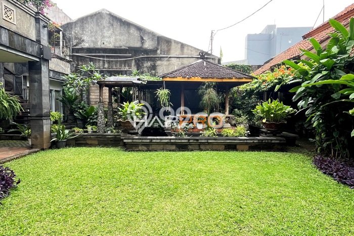 Rumah Elit Modern Siap Huni di Gudang Peluru Jakarta Selatan Rumah Elit Modern Siap Huni di Gudang Peluru Jakarta Selatan