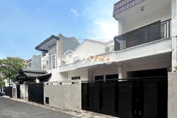 Hunian Mewah Siap Huni LT 135m2 di Tebet, Jakarta Selatan Hunian Mewah Siap Huni LT 135m2 di Tebet, Jakarta Selatan