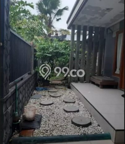 Hunian Mewah LB 280m2 Siap Pakai Desain Elegan di Alun-alun Contong, Surabaya Hunian Mewah LB 280m2 Siap Pakai Desain Elegan di Alun-alun Contong, Surabaya