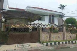 Hunian Mewah LB 550m2 Siap Huni Desain Elegan di Dharma Husada, Surabaya Hunian Mewah LB 550m2 Siap Huni Desain Elegan di Dharma Husada, Surabaya