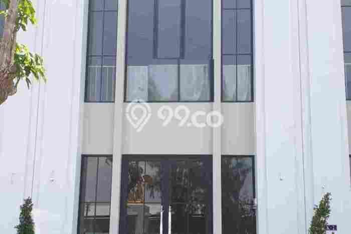 Ruko Usaha Dijual di Wiyung Surabaya LT 55m2 & LB 110m2 Ruko Usaha Dijual di Wiyung Surabaya LT 55m2 & LB 110m2