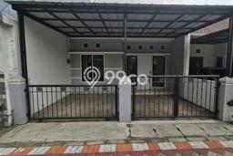 For Sale Hunian Rumah Terawat 3 Kamar di Gununganyar, Surabaya For Sale Hunian Rumah Terawat 3 Kamar di Gununganyar, Surabaya