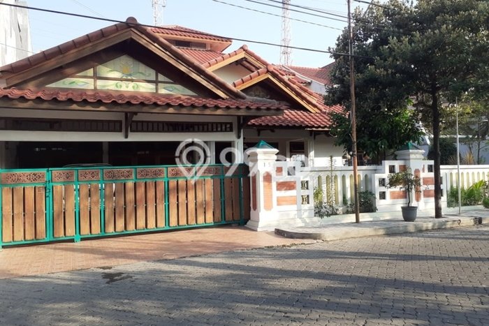 Dijual Rumah Mewah Exclusive di Mulyorejo, Surabaya Dijual Rumah Mewah Exclusive di Mulyorejo, Surabaya
