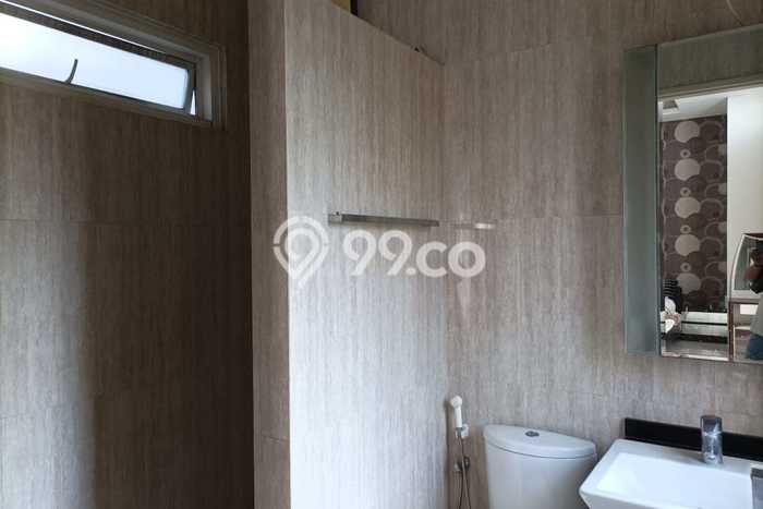 Ready to Use! Premium House LT 375m2 Desain Modern di Semolowaru Ready to Use! Premium House LT 375m2 Desain Modern di Semolowaru