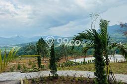 Jarang Ada! Tanah di Ciracas Punya Luas 1000m2 SHM Jarang Ada! Tanah di Ciracas Punya Luas 1000m2 SHM
