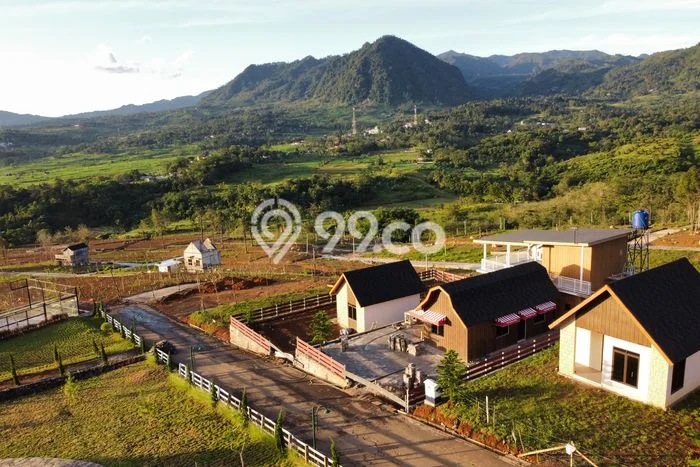 Tanah Dijual Area Strategis di Sentul City Bogor 1000m2 Tanah Dijual Area Strategis di Sentul City Bogor 1000m2