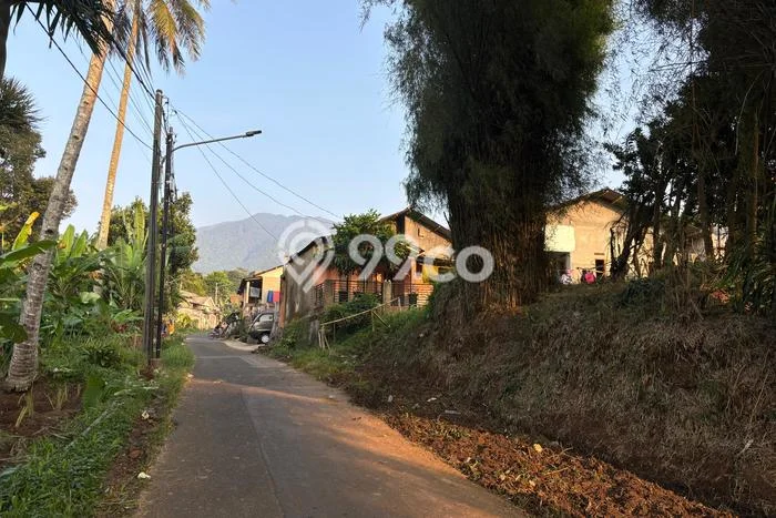Tanah Kosong Dijual di Depok dengan Area 200m2 Tanah Kosong Dijual di Depok dengan Area 200m2