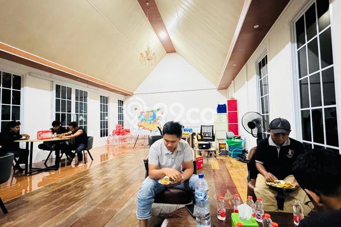 Dijual Tanah di Jakarta Timur, Luas 300m2 SHM Dijual Tanah di Jakarta Timur, Luas 300m2 SHM