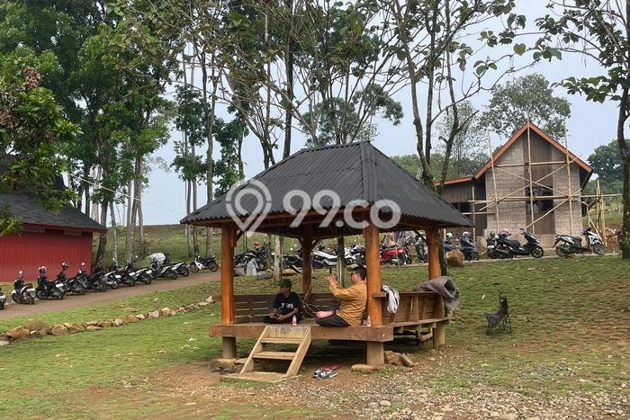 Tanah Investasi Dijual di Depok Punya Luas 300m2 Tanah Investasi Dijual di Depok Punya Luas 300m2
