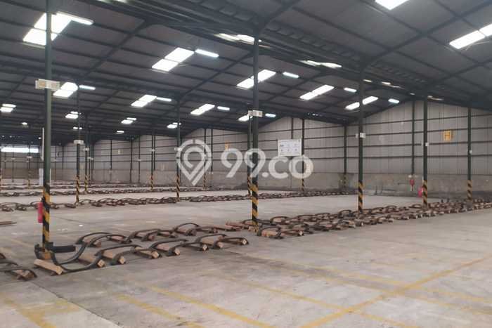 Untuk Disewa Gudang di Cakung Jakarta Timur LT 10000m2, LB 10000m2 Untuk Disewa Gudang di Cakung Jakarta Timur LT 10000m2, LB 10000m2