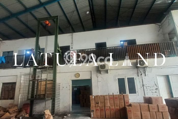 Unit Gudang Dijual di Bekasi LT 2250m2 & LB 1500m2 Unit Gudang Dijual di Bekasi LT 2250m2 & LB 1500m2