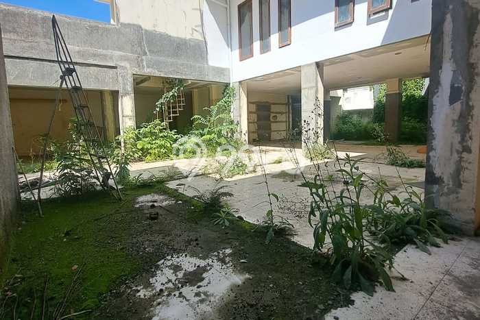 Disewakan Rumah Konsep Modern di Coblong Bandung dengan 5 KT Disewakan Rumah Konsep Modern di Coblong Bandung dengan 5 KT
