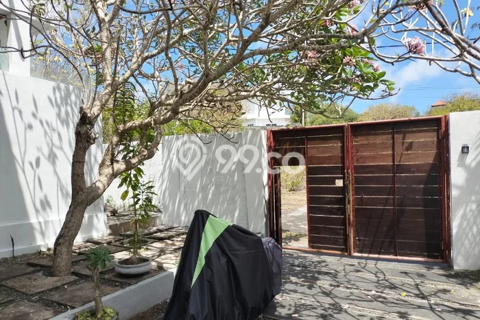 Tersedia Vila Kawasan , Ukuran 712m2m², Lingkungan nyaman untuk keluarga Tersedia Vila Kawasan , Ukuran 712m2m², Lingkungan nyaman untuk keluarga