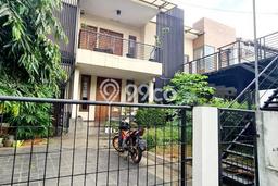 Rumah Eksklusif Siap Huni LT 377m2 di Rawalumbu, Bekasi Rumah Eksklusif Siap Huni LT 377m2 di Rawalumbu, Bekasi