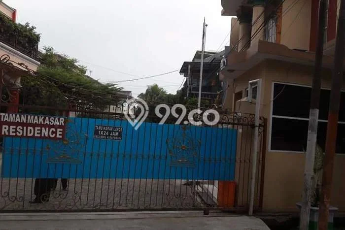 Lahan Dijual Lokasi Strategis di Jakarta Timur dengan Luas 142m2 Lahan Dijual Lokasi Strategis di Jakarta Timur dengan Luas 142m2