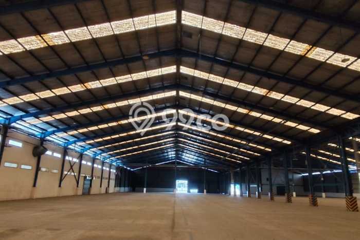 Dijual! Gudang di Cikarang Bekasi LT 9720m2 / LB 5952m2 Kawasan Bisnis Dijual! Gudang di Cikarang Bekasi LT 9720m2 / LB 5952m2 Kawasan Bisnis