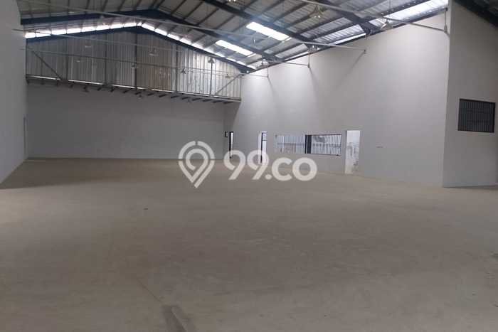 Unit Gudang disewakan di Cakung Jakarta Timur dengan LT 12000m2 / LB 700m2 Unit Gudang disewakan di Cakung Jakarta Timur dengan LT 12000m2 / LB 700m2