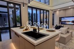 Rumah Elit Modern Tanpa Renovasi di Pondok Indah Jakarta Selatan Rumah Elit Modern Tanpa Renovasi di Pondok Indah Jakarta Selatan