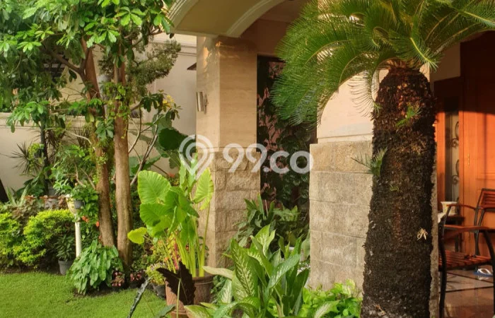 Dijual Rumah Premium dengan Fasilitas Sekitar Lengkap di Sukolilo, Surabaya Dijual Rumah Premium dengan Fasilitas Sekitar Lengkap di Sukolilo, Surabaya