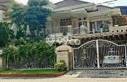 Dijual Rumah Premium dengan Fasilitas Sekitar Lengkap di Sukolilo, Surabaya Dijual Rumah Premium dengan Fasilitas Sekitar Lengkap di Sukolilo, Surabaya