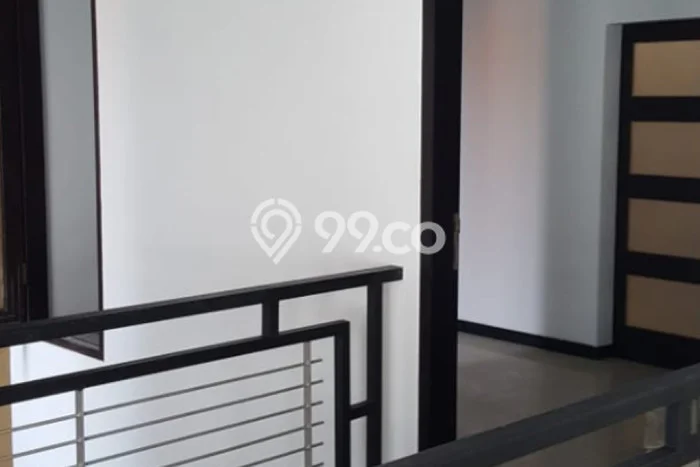 Dijual Rumah Mewah Exclusive di Wonocolo, Surabaya Dijual Rumah Mewah Exclusive di Wonocolo, Surabaya