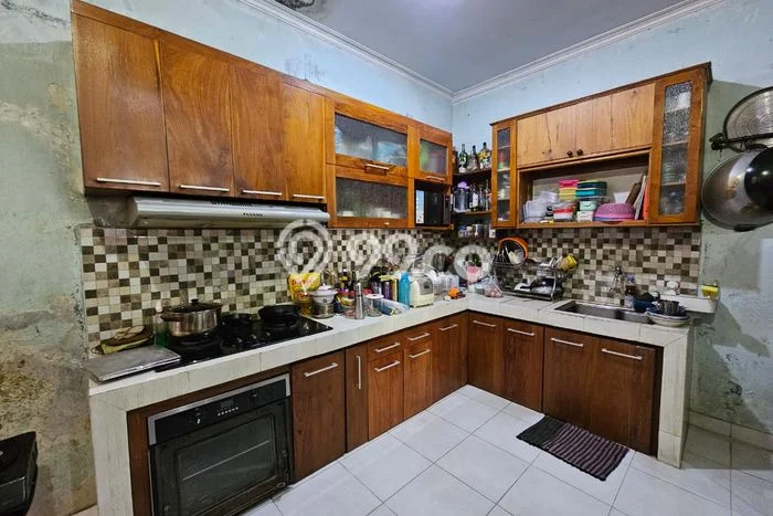 Rumah Minimalis 3 KT LT 96m2 di Legenda Wisata Rumah Minimalis 3 KT LT 96m2 di Legenda Wisata