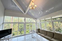Vila Terawat Kawasan Megamendung, Dimensi 1600m2m², Lingkungan Asri dan nyaman Vila Terawat Kawasan Megamendung, Dimensi 1600m2m², Lingkungan Asri dan nyaman