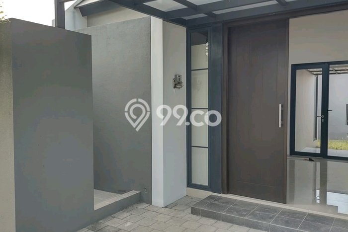 Disewakan Segera Rumah Kondisi Bagus di Kawasan Menganti, Gresik Disewakan Segera Rumah Kondisi Bagus di Kawasan Menganti, Gresik