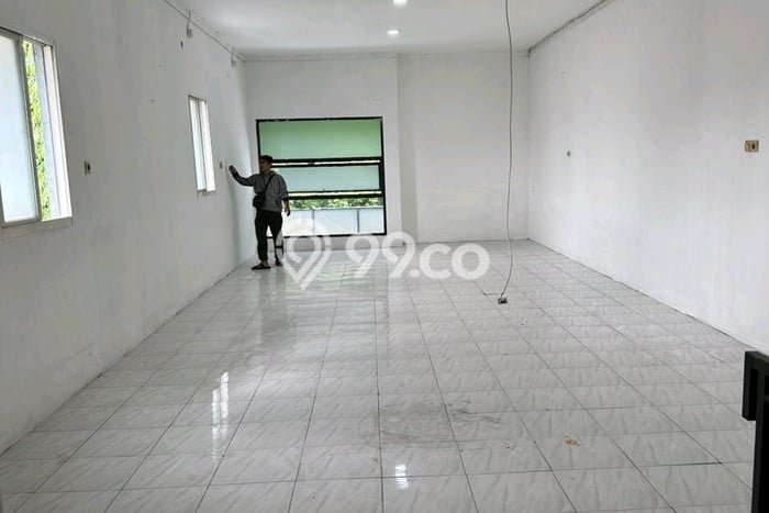 Disewakan Ruko di Kawasan Ramai Ketintang Luas 120m2 Disewakan Ruko di Kawasan Ramai Ketintang Luas 120m2