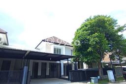 Rumah Elit Modern Siap Huni di Surabaya Kota Surabaya Rumah Elit Modern Siap Huni di Surabaya Kota Surabaya