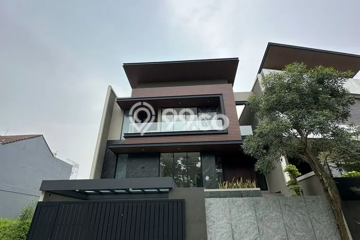 Dijual Rumah Mewah Megah Dengan View Eksklusif di Citraland, Surabaya Dijual Rumah Mewah Megah Dengan View Eksklusif di Citraland, Surabaya