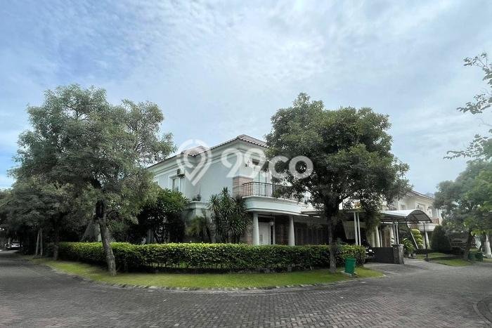 Rumah Mewah LB 600m2 Siap Huni Desain Elegan di Surabaya Kota, Surabaya Rumah Mewah LB 600m2 Siap Huni Desain Elegan di Surabaya Kota, Surabaya