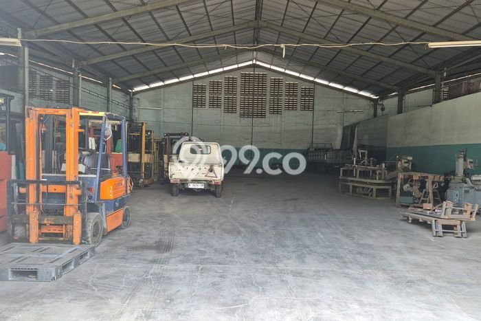 Disewakan Gudang di Pusat Kota Tangerang Ramai Strategis Disewakan Gudang di Pusat Kota Tangerang Ramai Strategis