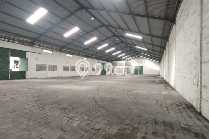 Unit Komersial Disewakan di Surabaya Kawasan Strategis Harga Kompetitif Unit Komersial Disewakan di Surabaya Kawasan Strategis Harga Kompetitif