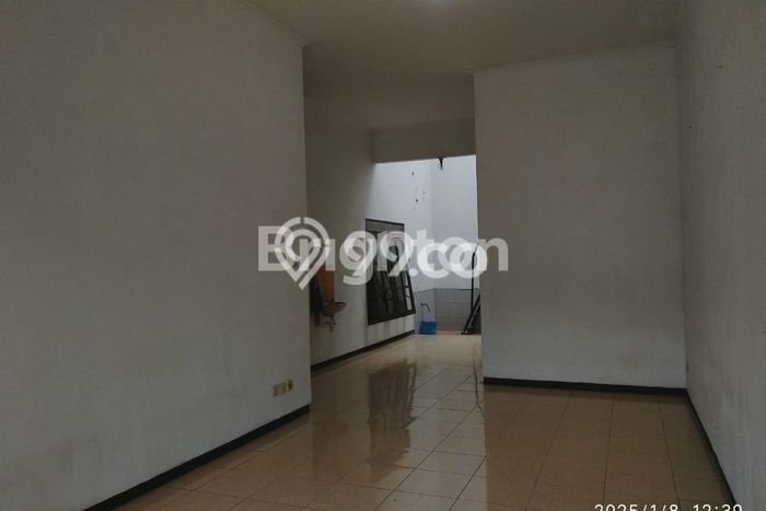 Rumah sewa siap pakai 3 KT di Waru, Surabaya Rumah sewa siap pakai 3 KT di Waru, Surabaya