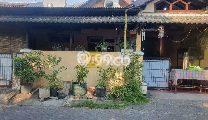 Jual Rumah Eksklusif 5 KT di Waru, Surabaya Jual Rumah Eksklusif 5 KT di Waru, Surabaya