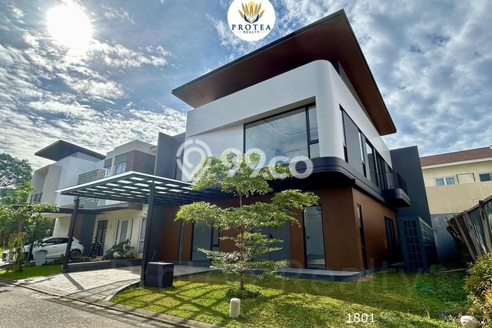 Jual Rumah Mewah Megah Dengan View Eksklusif di BSD City, Tangerang Jual Rumah Mewah Megah Dengan View Eksklusif di BSD City, Tangerang