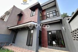Rumah Luas Asri 4 KT Siap Pakai di BSD Nusaloka Tangerang Rumah Luas Asri 4 KT Siap Pakai di BSD Nusaloka Tangerang