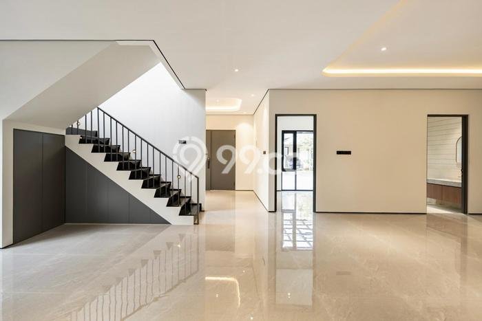Jual Rumah Mewah Megah Dengan View Eksklusif di BSD City, Tangerang Jual Rumah Mewah Megah Dengan View Eksklusif di BSD City, Tangerang