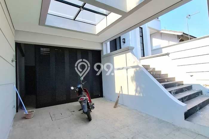 Hunian Elit LB 420m2 Siap Huni Desain Elegan di Sektor 3 - Bintaro, Jakarta Selatan Hunian Elit LB 420m2 Siap Huni Desain Elegan di Sektor 3 - Bintaro, Jakarta Selatan