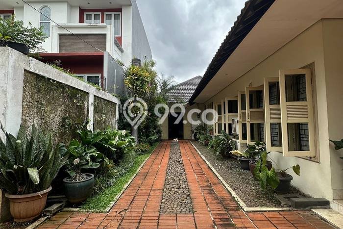 Dijual Rumah Premium dengan Fasilitas Sekitar Komplit di Cilandak, Jakarta Selatan Dijual Rumah Premium dengan Fasilitas Sekitar Komplit di Cilandak, Jakarta Selatan