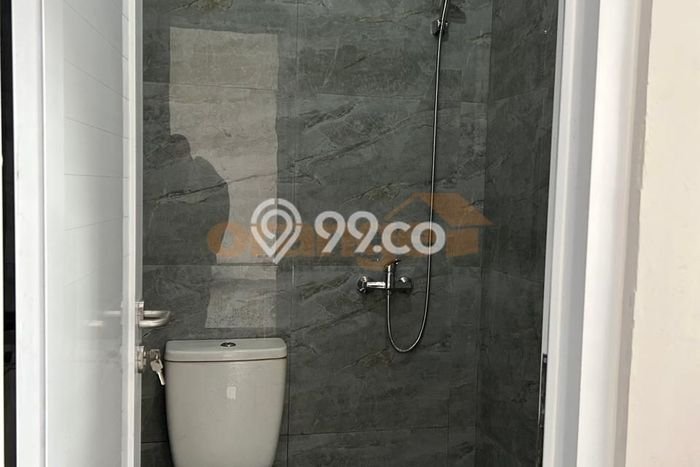 Rumah Minimalis 2 KT di Kota Wisata Jakarta Timur Unfurnished Rumah Minimalis 2 KT di Kota Wisata Jakarta Timur Unfurnished