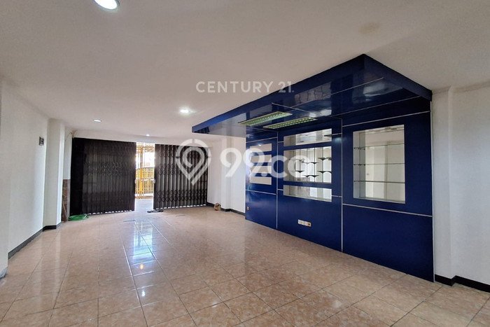 Lokasi Strategis! Dijual Ruko Bisnis di Duren Sawit, Jakarta Timur Kondisi Bagus Lokasi Strategis! Dijual Ruko Bisnis di Duren Sawit, Jakarta Timur Kondisi Bagus