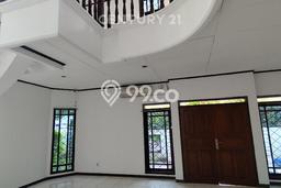 Disewakan Rumah Murah di Kayu Putih Jakarta Timur dengan 4 Kamar Tidur Disewakan Rumah Murah di Kayu Putih Jakarta Timur dengan 4 Kamar Tidur