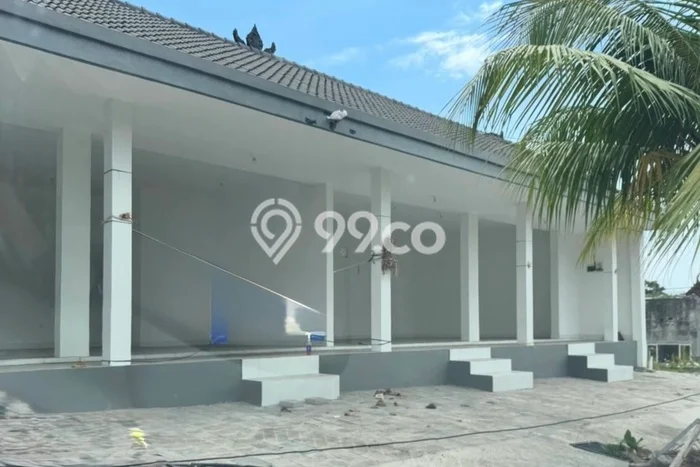 FOR RENT! Ruko di Kerobokan Cocok untuk Bisnis 48m2 FOR RENT! Ruko di Kerobokan Cocok untuk Bisnis 48m2